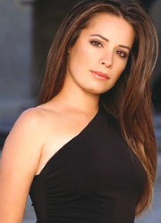 holly-marie-combs.--piper-halliwell-